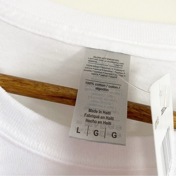 NWT Mickey Mouse Retro Graphic Tee Size Large - Picture 4 of 4